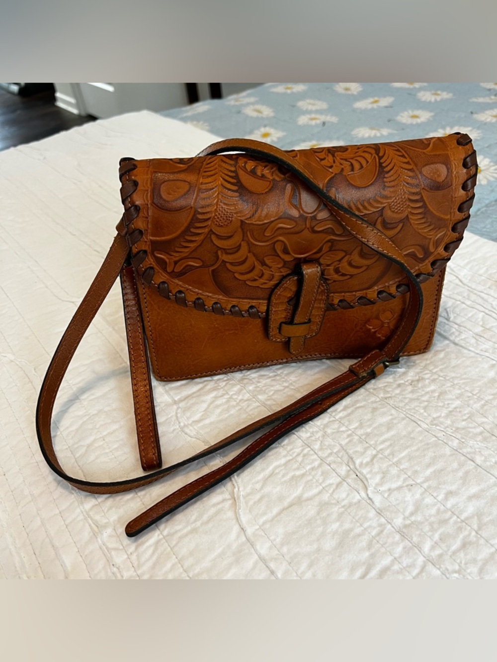 Patricia Nash Crossbody Cognac Tooled Leather Bag - Picture 3 of 12